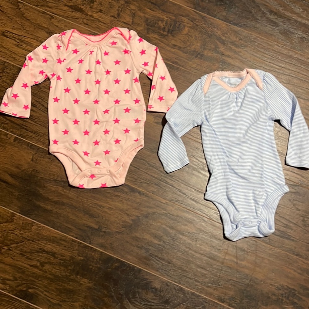 Baby Gap 6-12 month baby girl long sleeve onesies
